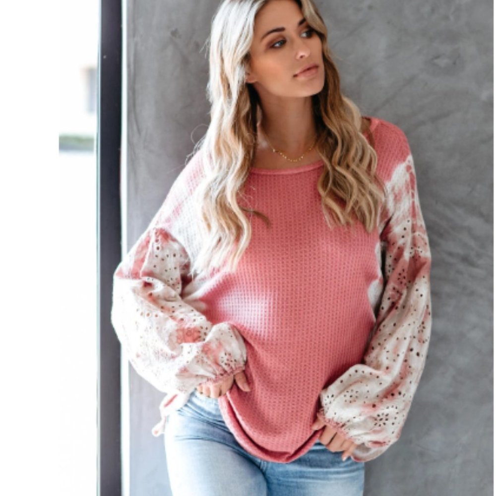 WALENTINA Contrast Sleeve Blouse